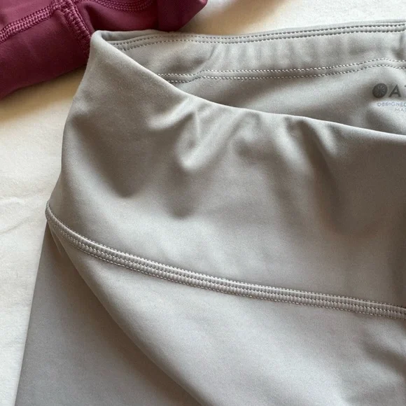 Athleta Laser Cut Mauve Ombré Leggings - Picture 10 of 17